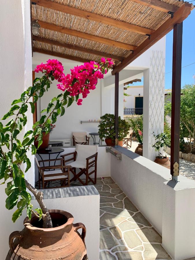 Antheia Hotel Folegandros Town ภายนอก รูปภาพ