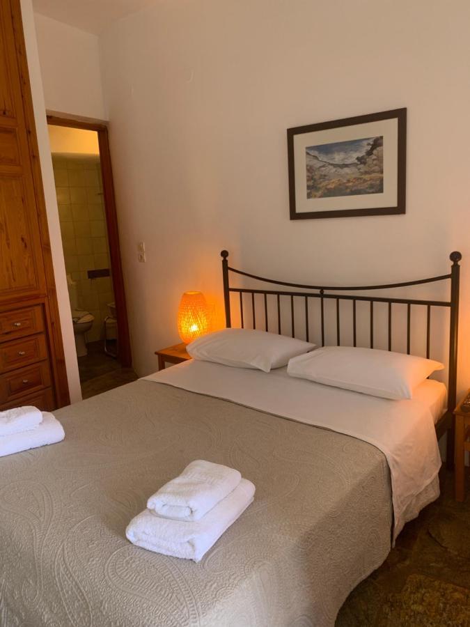 Antheia Hotel Folegandros Town ภายนอก รูปภาพ