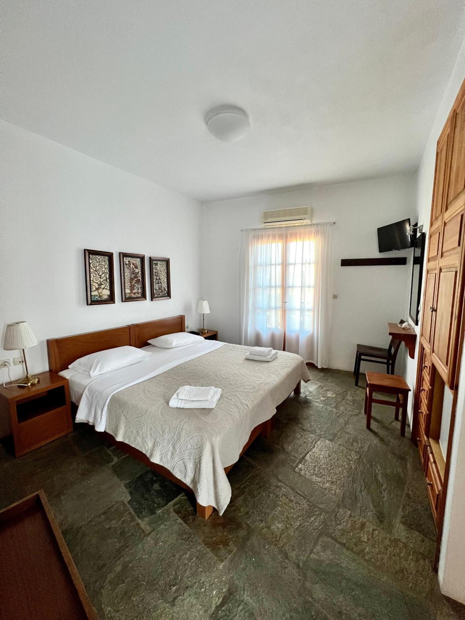 Antheia Hotel Folegandros Town ภายนอก รูปภาพ