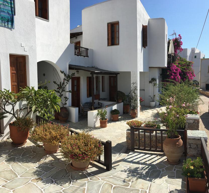 Antheia Hotel Folegandros Town ภายนอก รูปภาพ